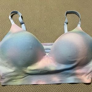 Victoria’s Secret Pink sports bra/bralette
